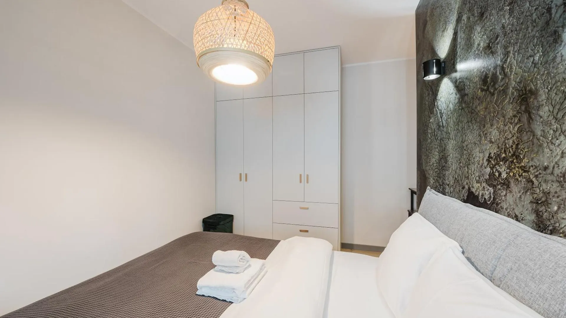 Rynek Jezycki Lavish Apartment Poznan 0*,  Poland